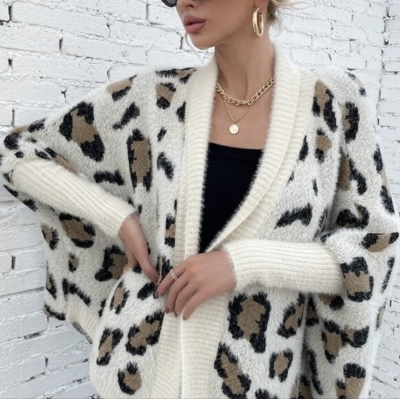New Boho Chic Oversized Fuzzy Leopard Cardigan Sweater Ivory Tan Black - Picture 4 of 11